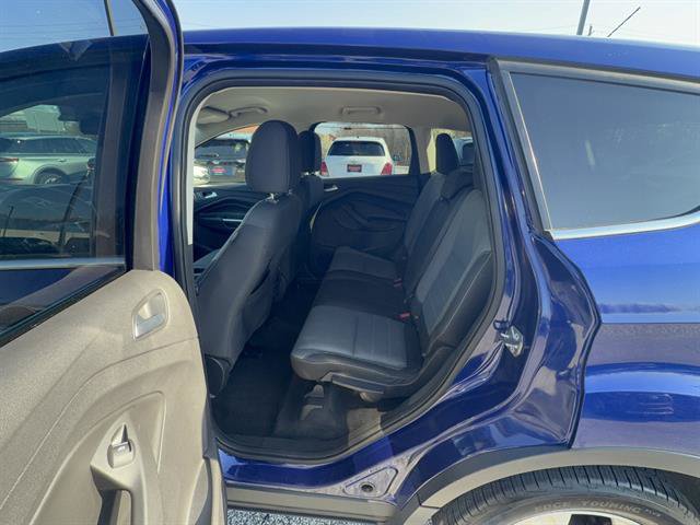 Used 2016 Ford Escape SE w/ SE Cold Weather Package AWD/4WD image 17