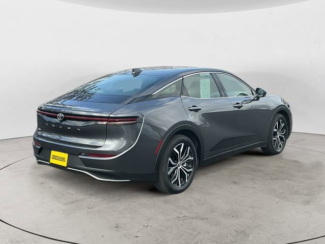 Certified 2023 Toyota Crown XLE image 5