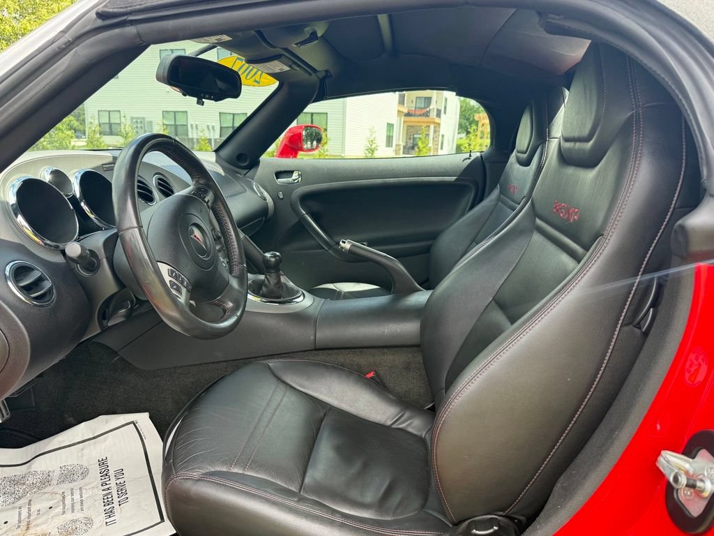 Used 2007 Pontiac Solstice GXP w/ Premium Package RWD image 9