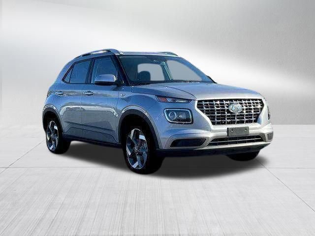 New 2025 Hyundai Venue SEL image 20
