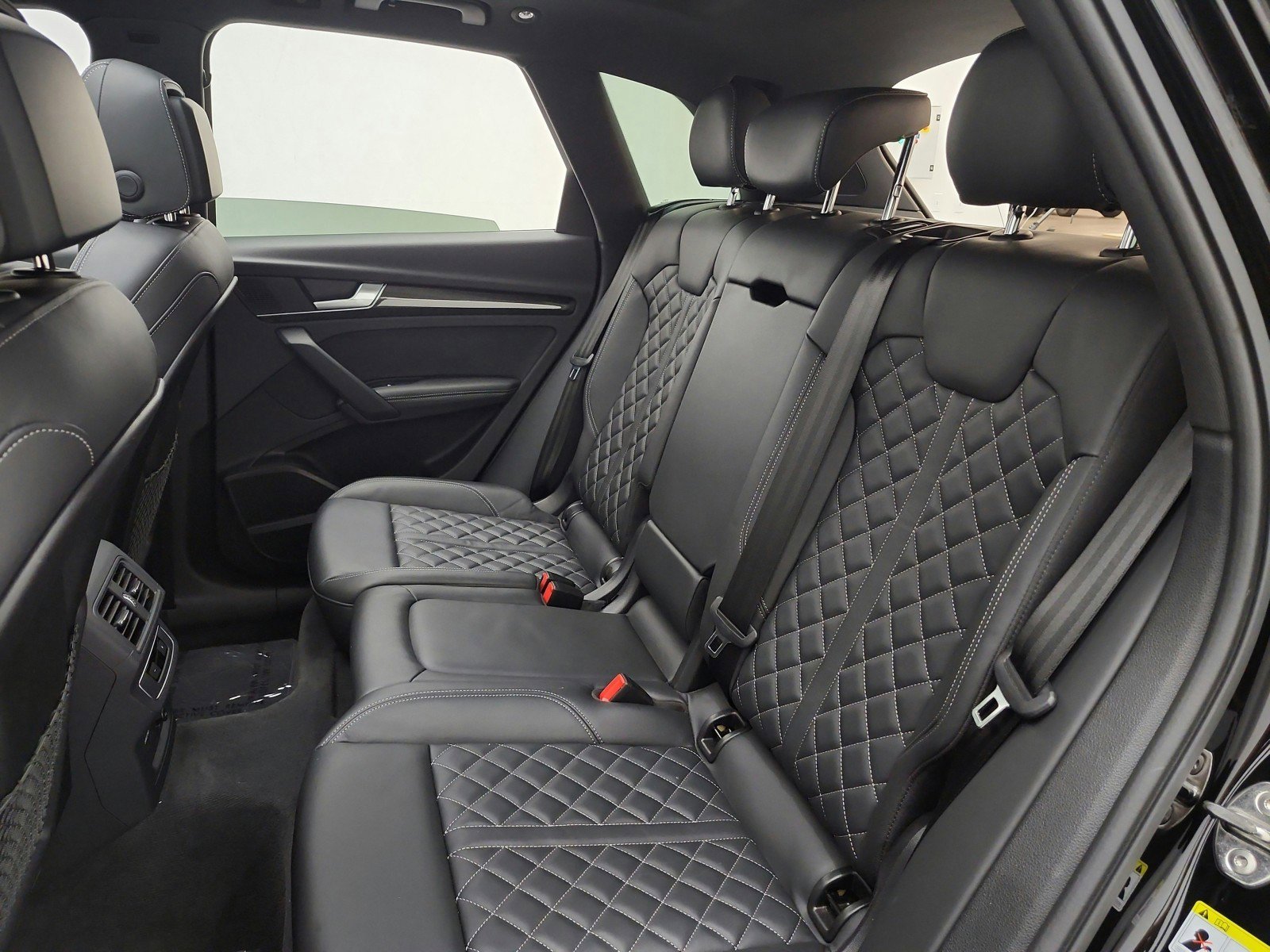 Used 2023 Audi SQ5 Premium Plus w/ Premium Plus Package image 15
