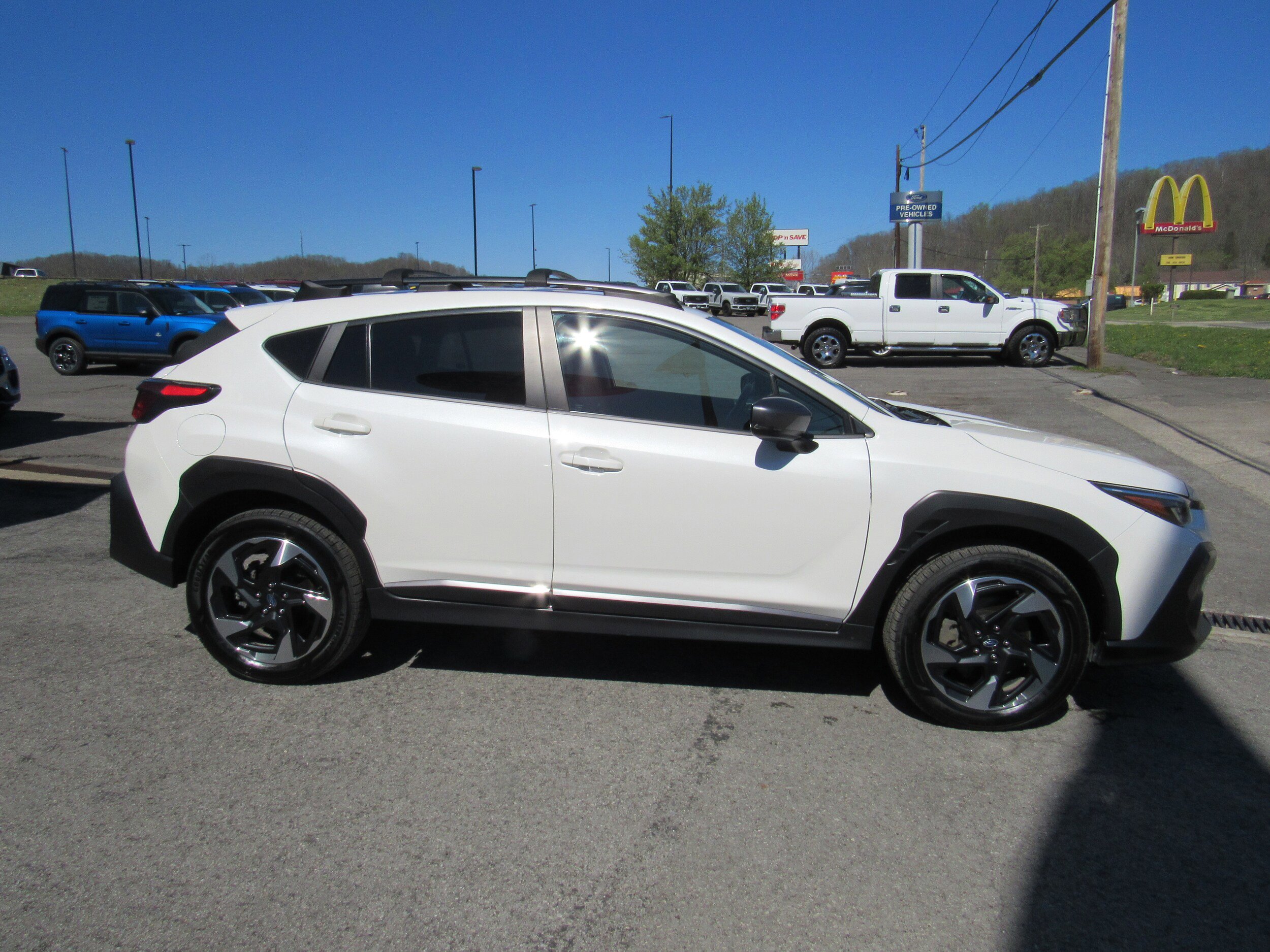 Used 2024 Subaru Crosstrek 2.5i Limited w/ Crosstrek Mirror Package AWD/4WD image 5