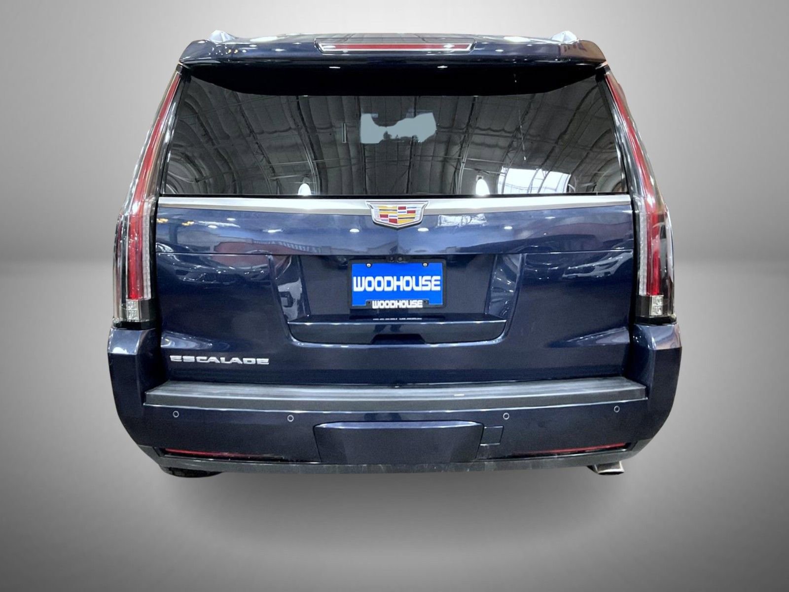 Used 2017 Cadillac Escalade Platinum image 6