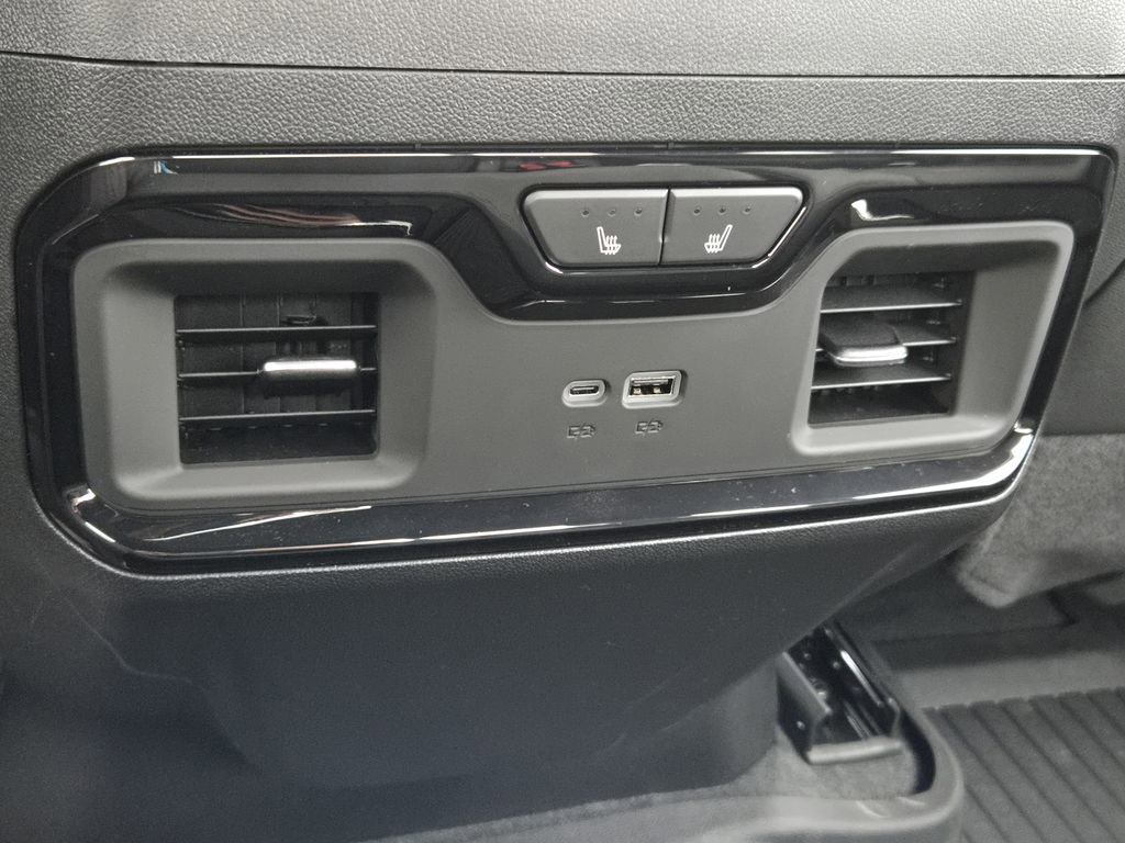 New 2026 GMC Sierra 2500 AT4 w/ AT4 Premium Plus Package AWD/4WD image 39