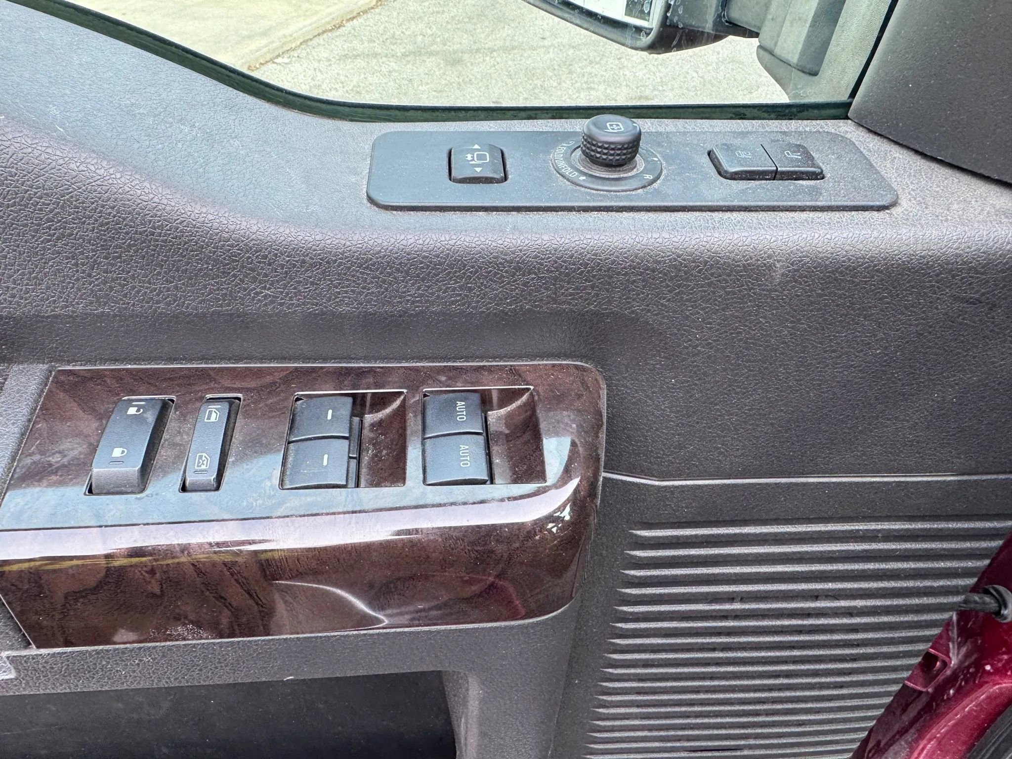 Used 2016 Ford F350 Platinum image 24