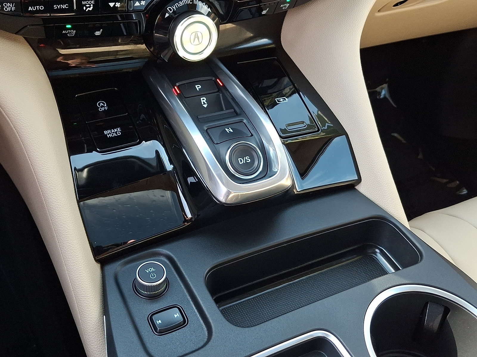Certified 2026 Acura MDX SH-AWD image 17