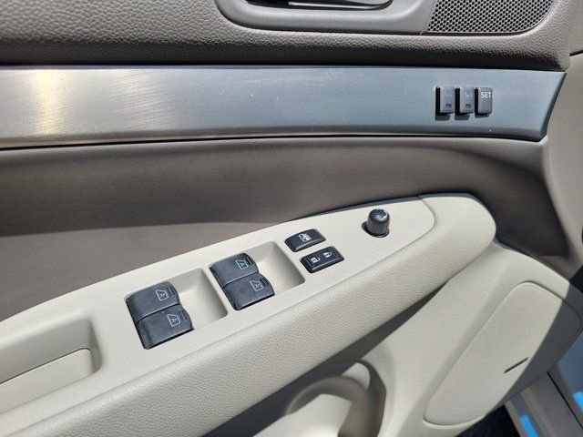 Used 2013 INFINITI G37 Journey w/ Premium Pkg image 22