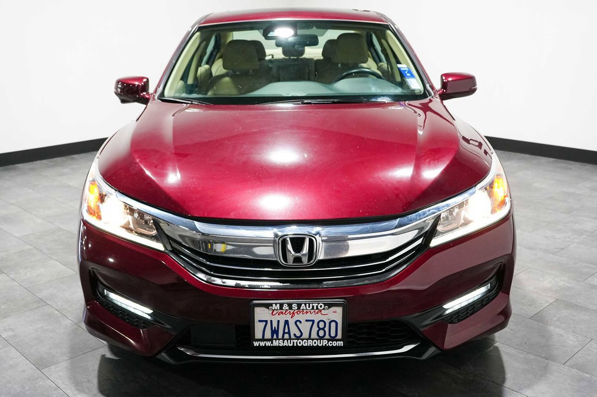 Used 2017 Honda Accord EX-L image 8