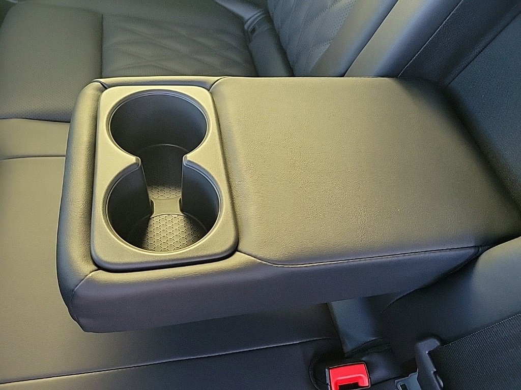 New 2026 Nissan Rogue Platinum image 37