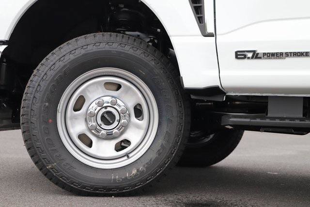 New 2026 Ford F350 XL image 2