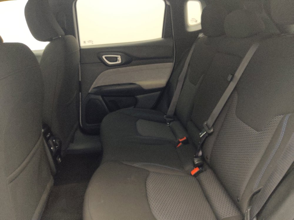 Used 2023 Jeep Compass Sport AWD/4WD image 18
