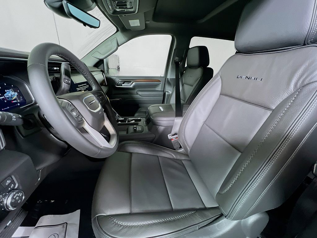 New 2026 GMC Sierra 2500 Denali w/ Denali Reserve Package image 15