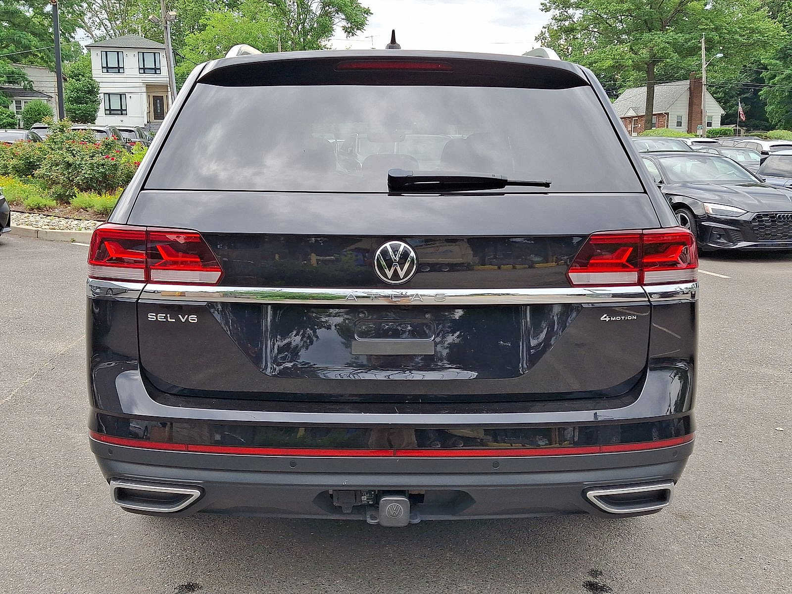 Used 2023 Volkswagen Atlas SEL AWD/4WD image 28