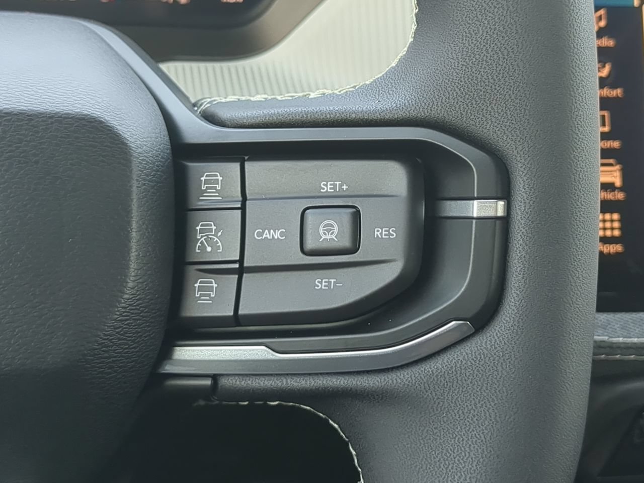 New 2026 Jeep Cherokee Laredo AWD/4WD image 23