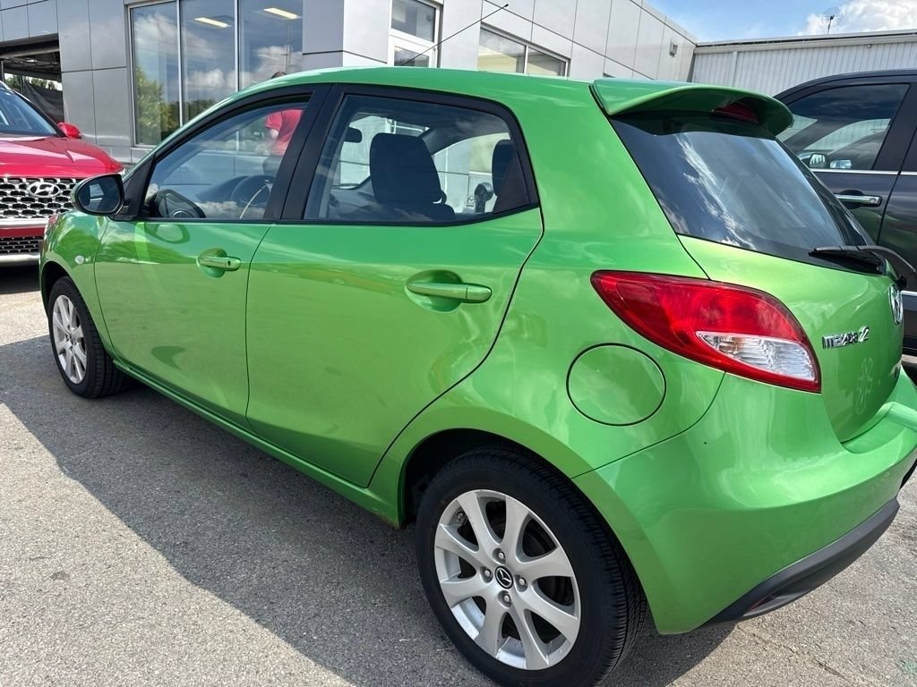 Used 2013 MAZDA MAZDA2 Touring FWD image 6