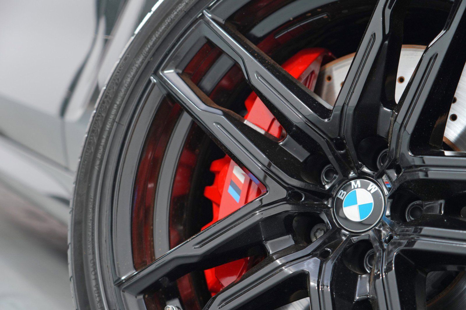 Used 2025 BMW M8 Competition w/ M Carbon Exterior Package AWD/4WD image 77