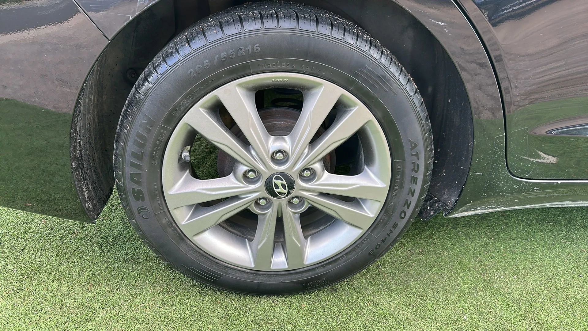 Used 2017 Hyundai Elantra SE FWD image 43