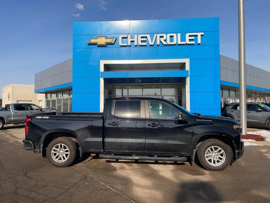 Used 2019 Chevrolet Silverado 1500 RST image 2