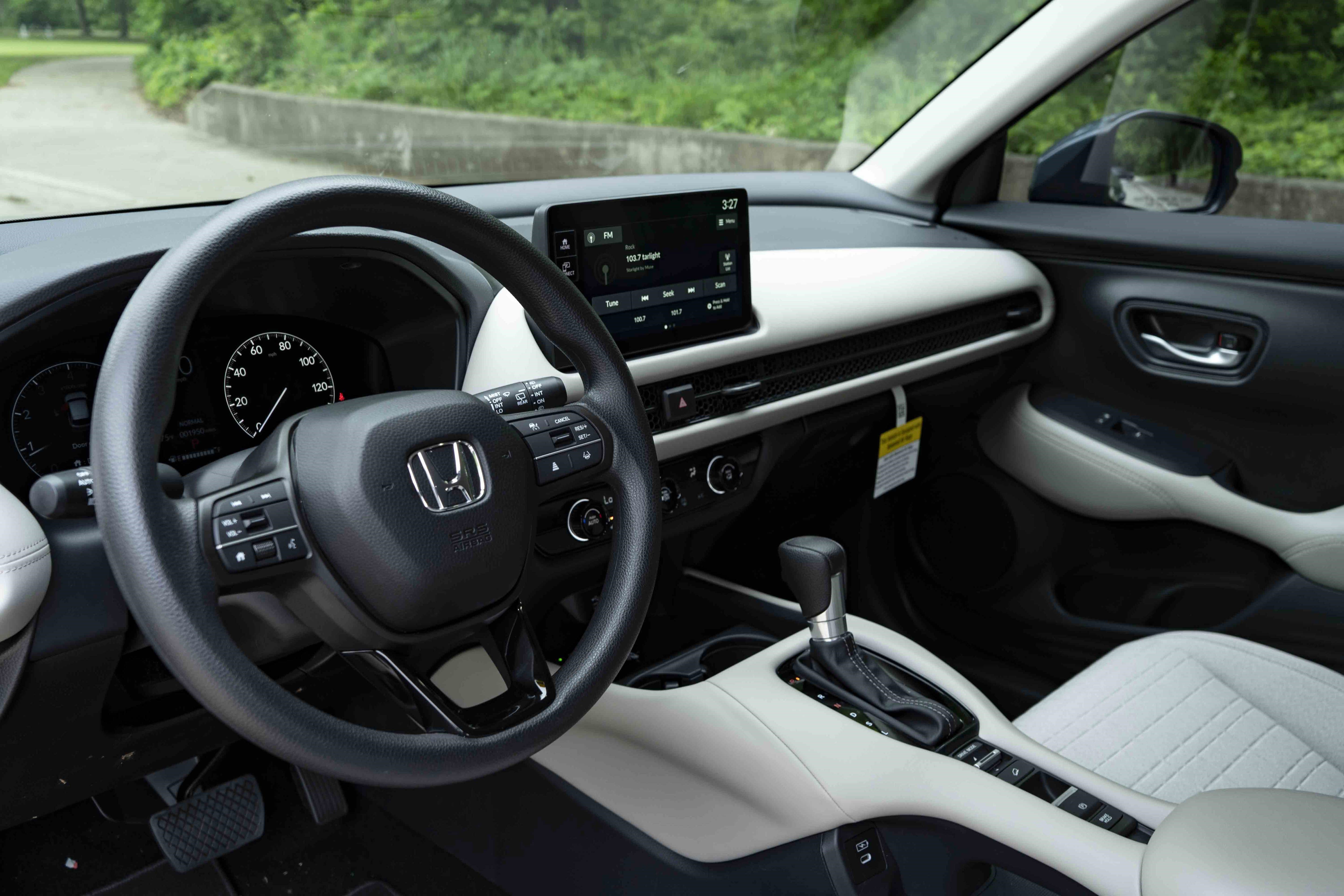 Used 2026 Honda HR-V LX image 16