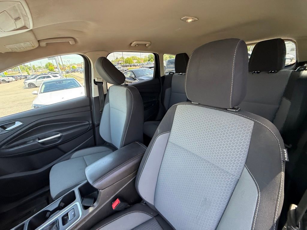 Used 2019 Ford Escape SE image 13