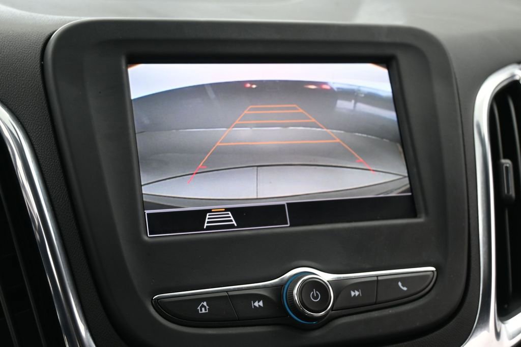 Used 2023 Chevrolet Equinox LS FWD image 16