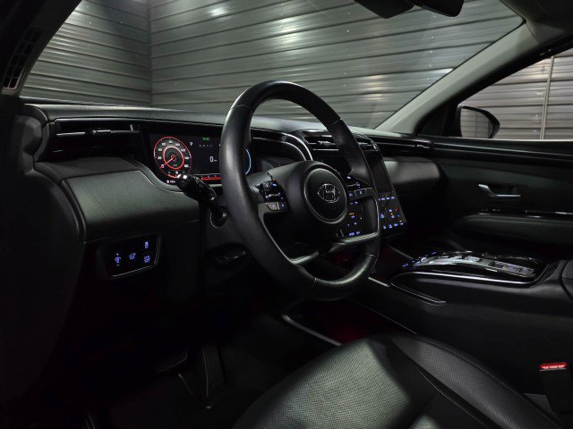 Used 2023 Hyundai Tucson Limited image 10