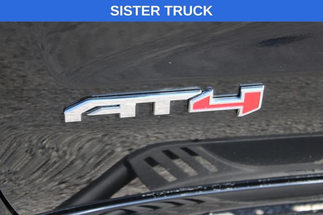 Used 2023 GMC Sierra 1500 AT4 w/ AT4 Premium Package AWD/4WD image 18