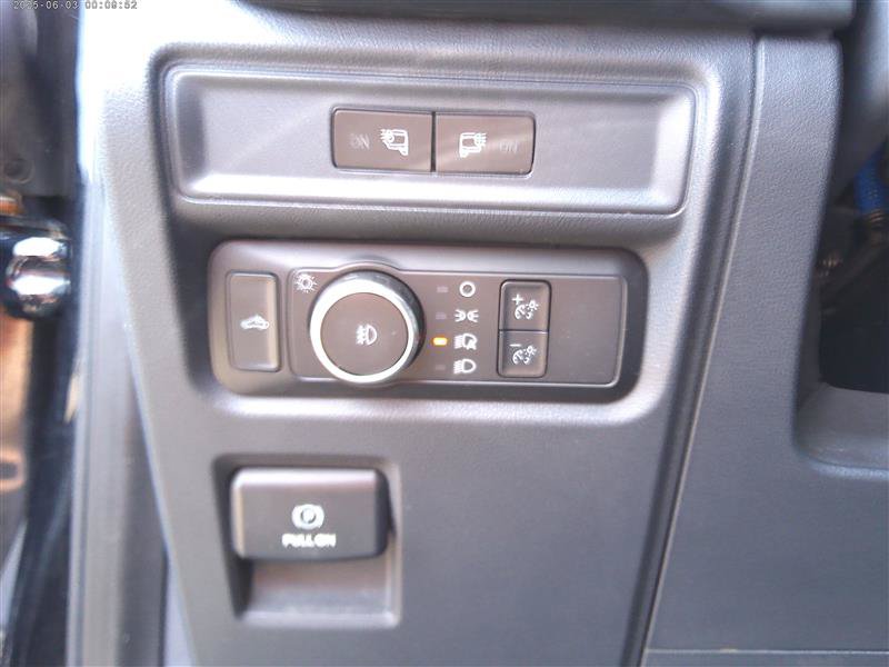 Used 2022 Ford F150 XLT w/ Equipment Group 301A Mid AWD/4WD image 16