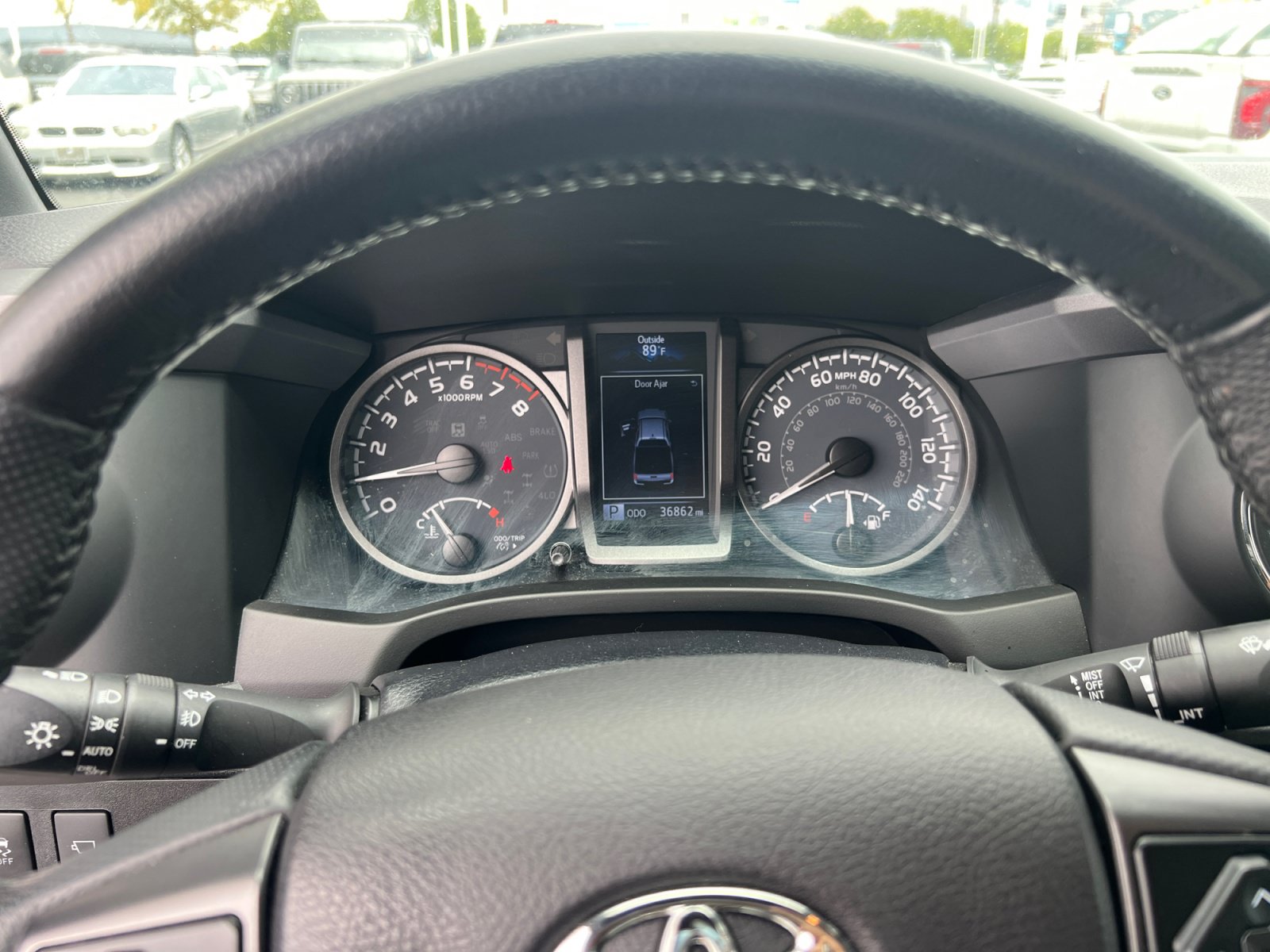 Used 2021 Toyota Tacoma TRD Off-Road w/ TRD Premium Off Road Package AWD/4WD image 15