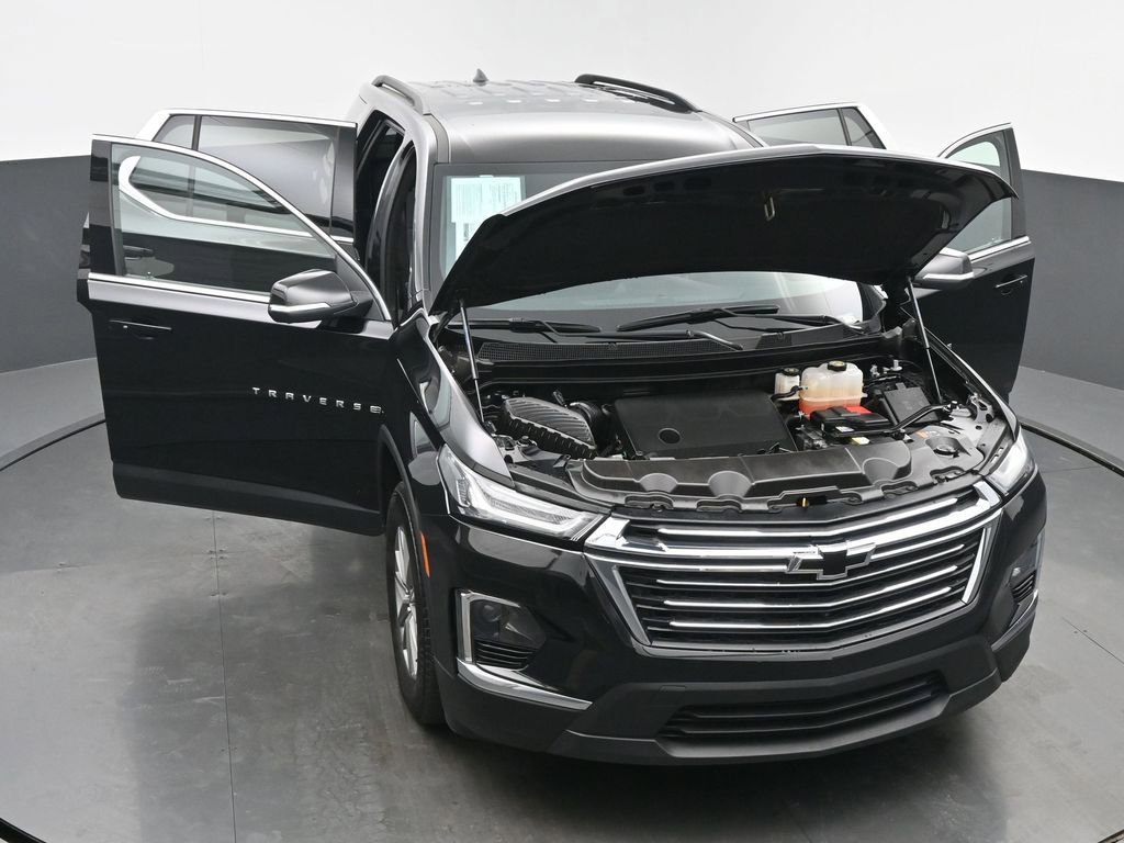 Used 2023 Chevrolet Traverse LT image 64
