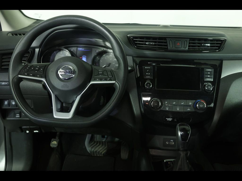 Used 2020 Nissan Rogue Sport S AWD/4WD image 3