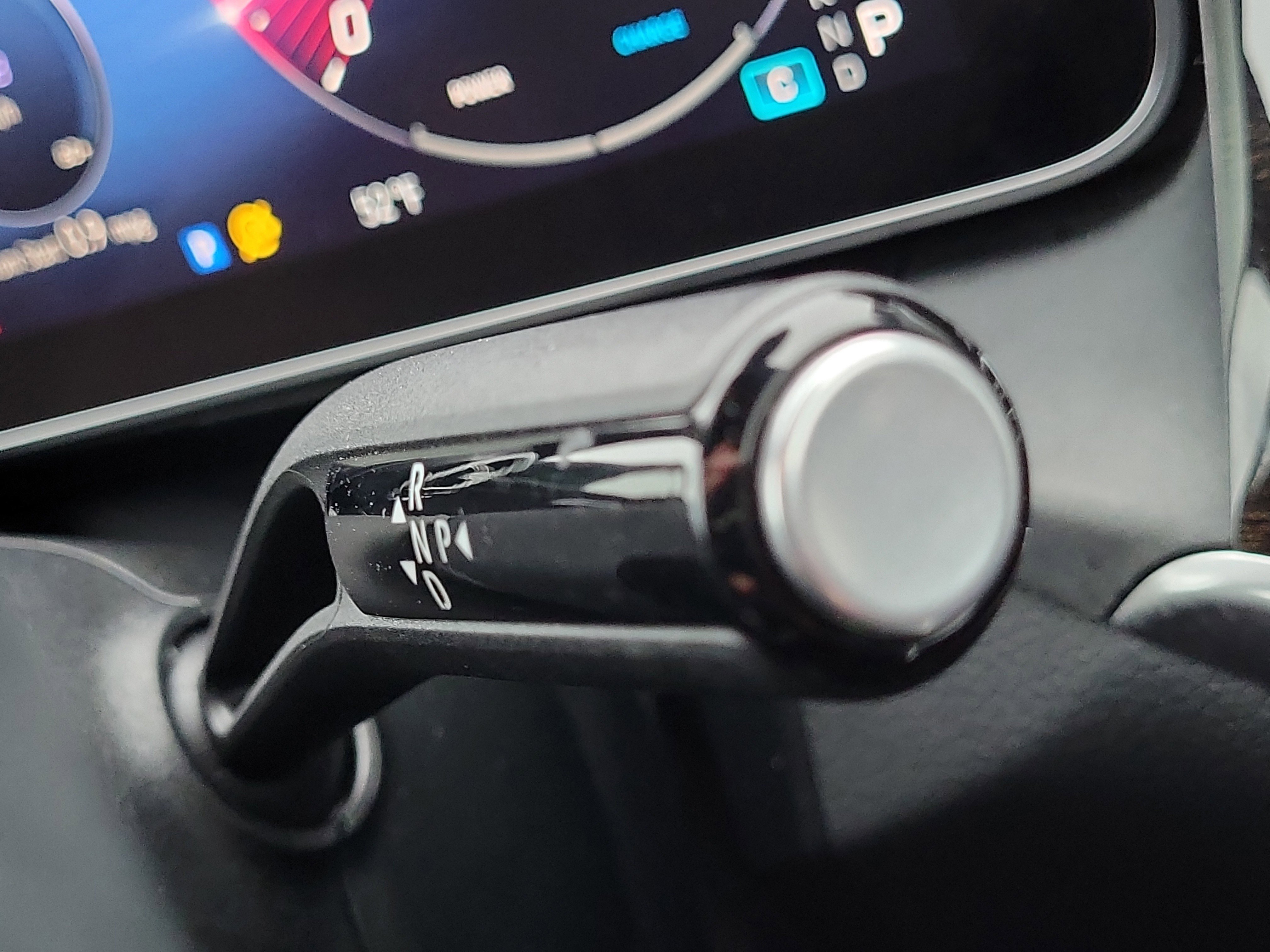 Used 2023 Mercedes-Benz GLC 300 4MATIC image 32