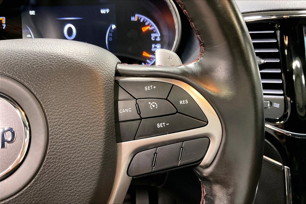 Used 2020 Jeep Grand Cherokee Trailhawk AWD/4WD image 13