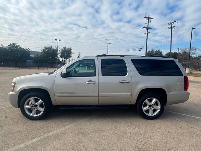Used 2008 Chevrolet Suburban LT image 5