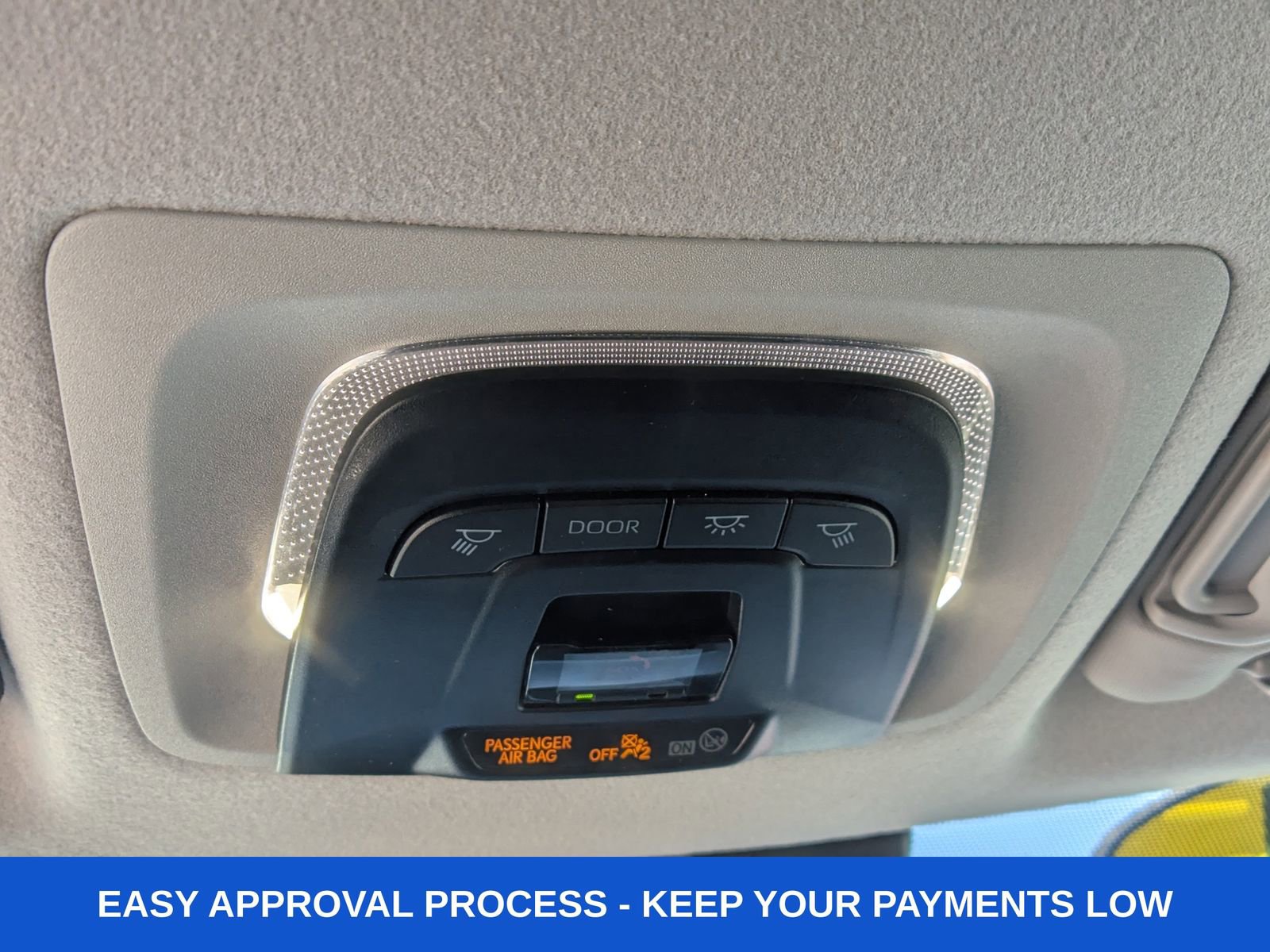 Used 2024 Toyota Corolla Cross LE FWD image 25