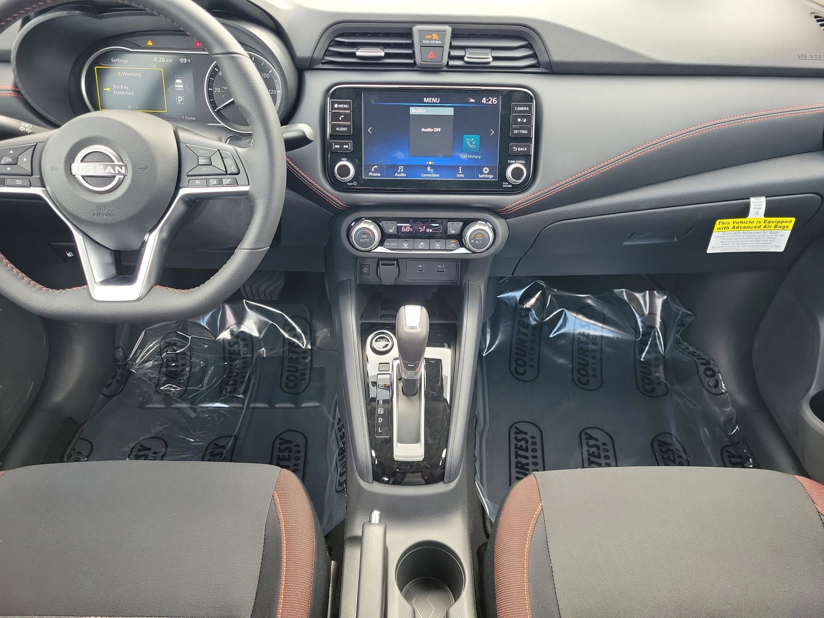 New 2025 Nissan Versa SR w/ Trunk Package FWD image 18