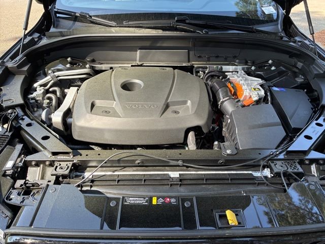 New 2026 Volvo XC60 T8 Plus w/ Protection Package Premier AWD/4WD image 20
