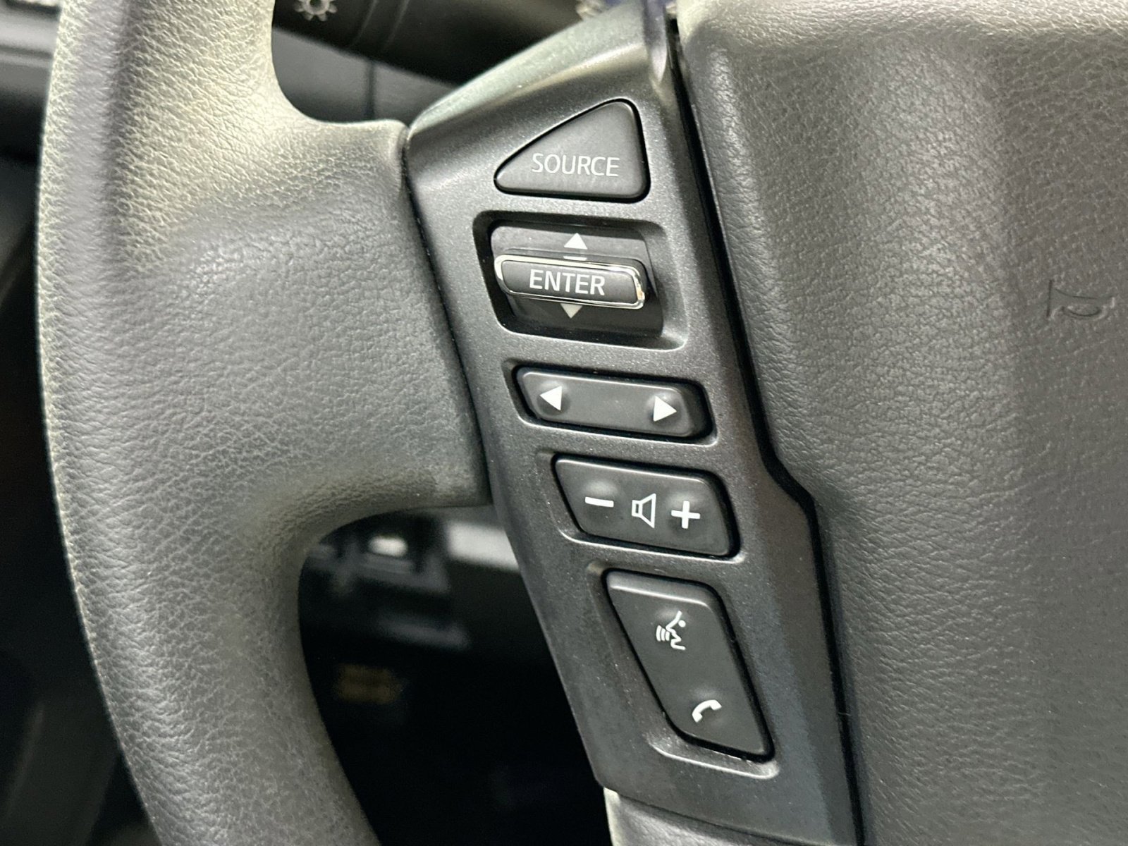 Used 2023 Nissan Frontier S w/ Technology Package image 20