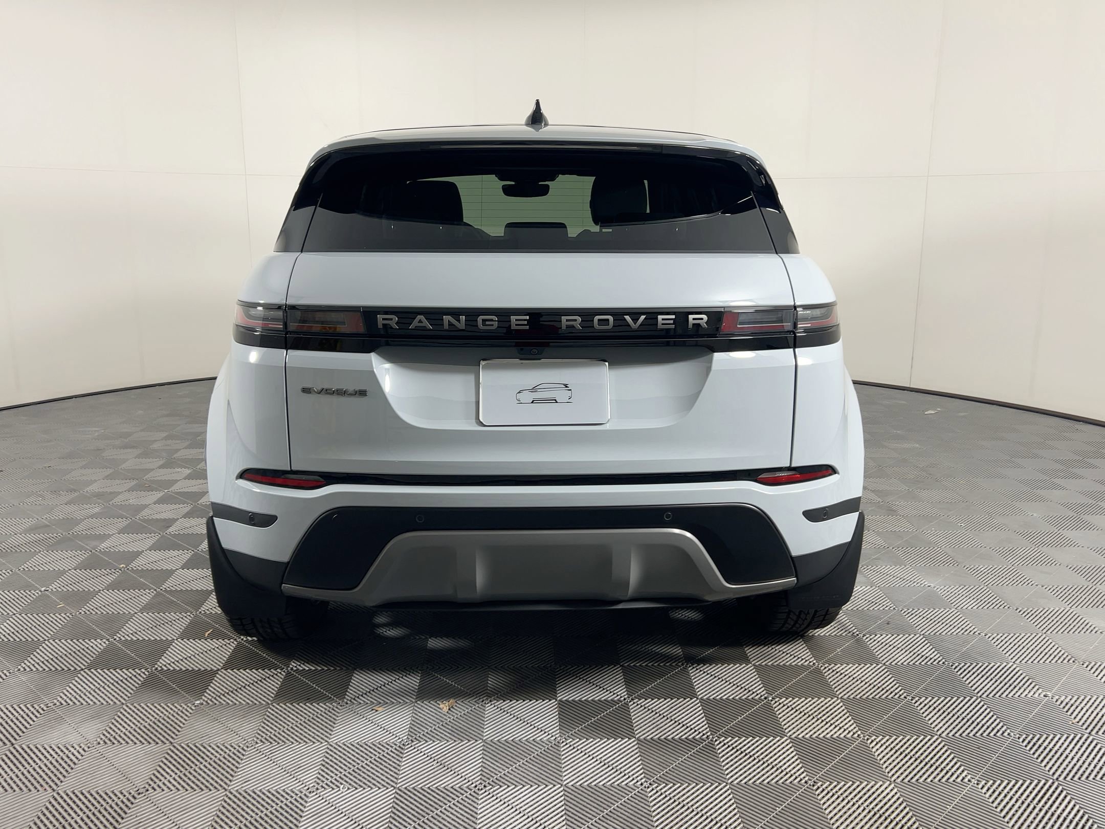 New 2026 Land Rover Range Rover Evoque S image 8