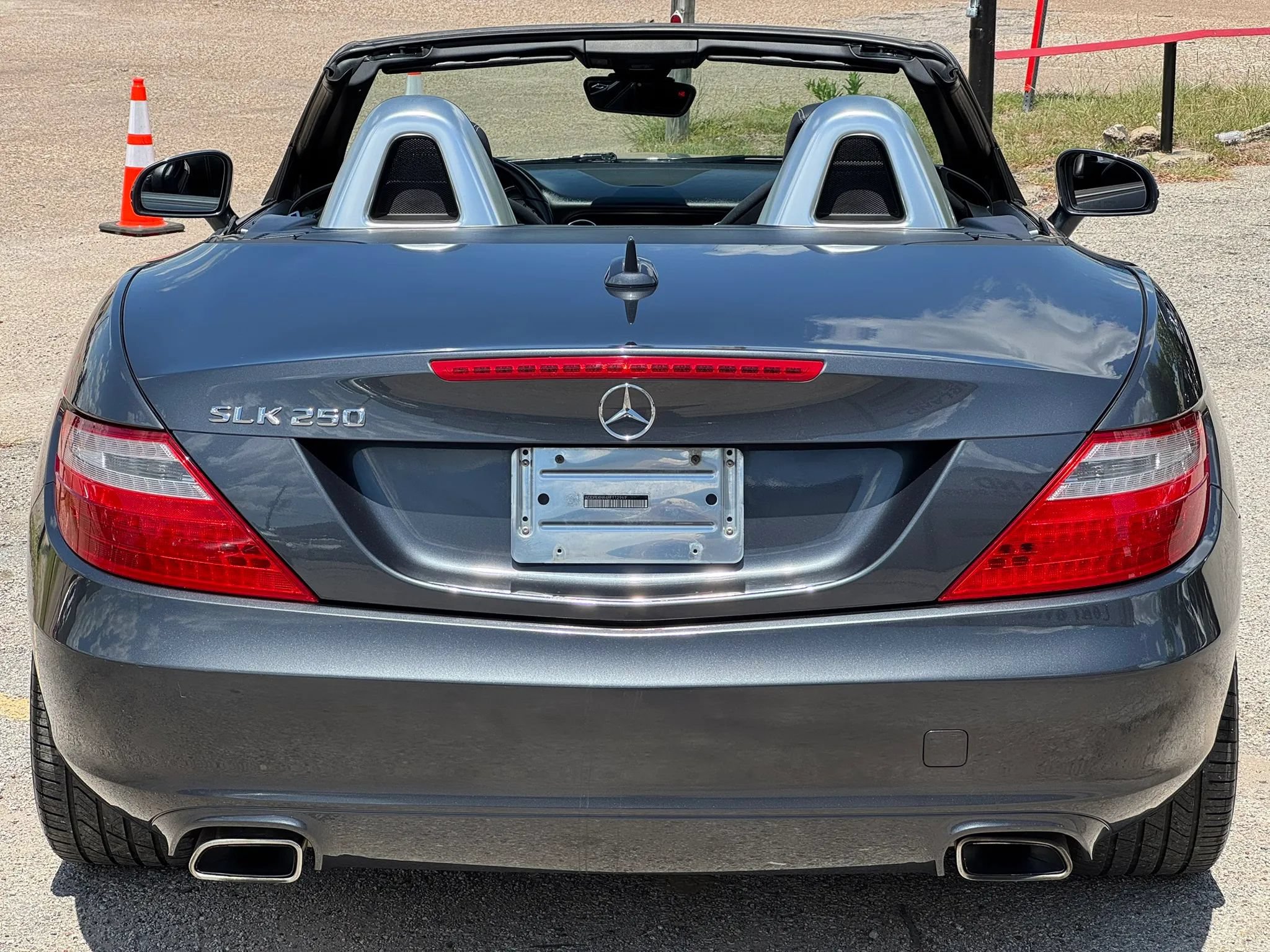 Used 2015 Mercedes-Benz SLK 250 image 9