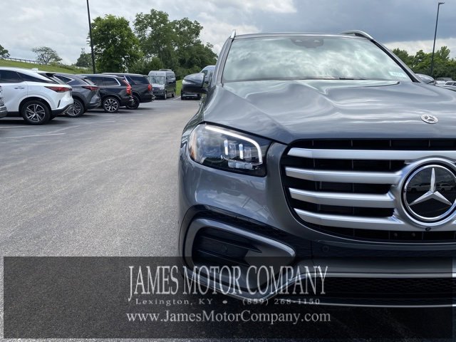 New 2025 Mercedes-Benz GLS 450 4MATIC image 10