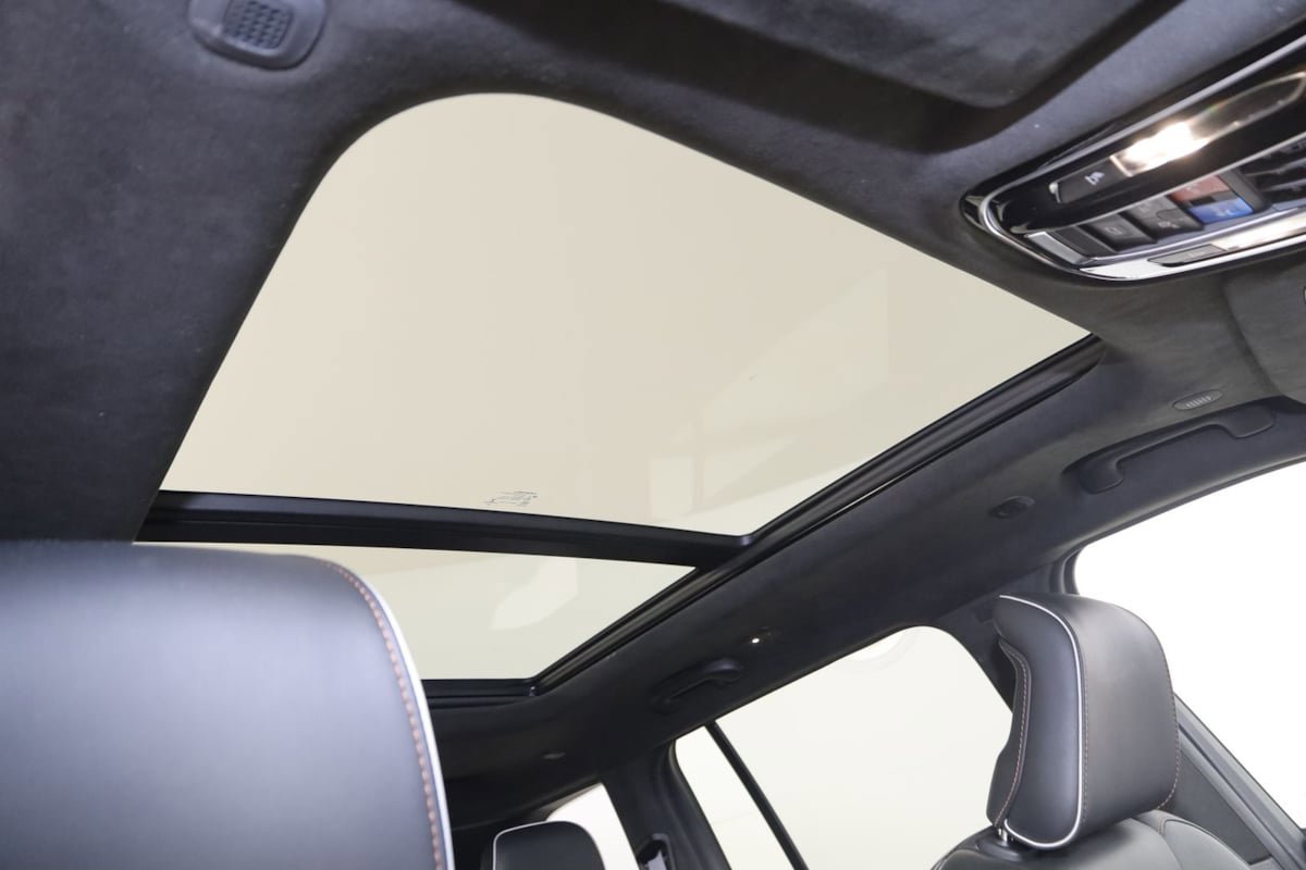 Used 2023 Jeep Grand Cherokee Summit image 12