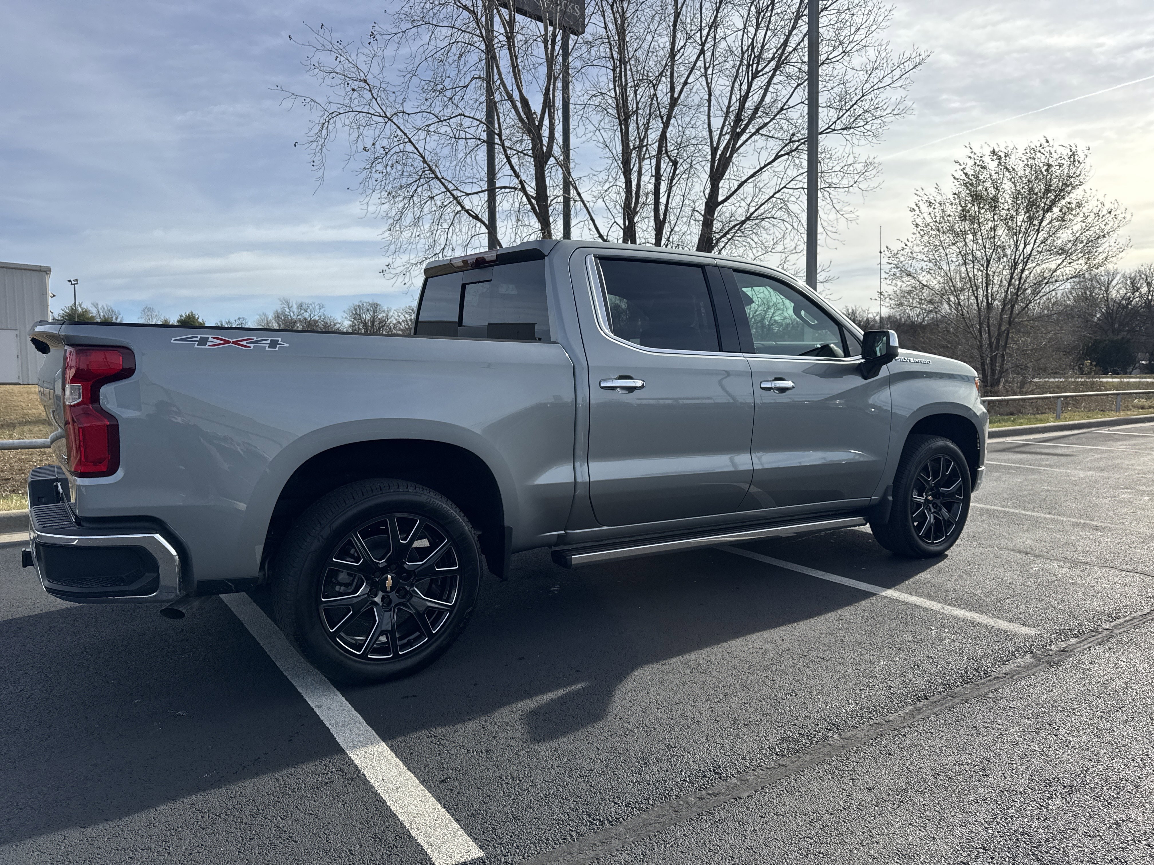 New 2026 Chevrolet Silverado 1500 LTZ w/ LTZ Premium Package image 3