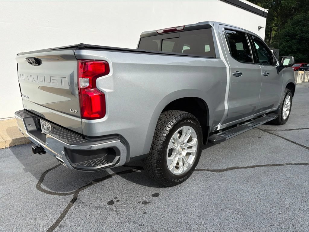 Used 2023 Chevrolet Silverado 1500 LTZ AWD/4WD image 7