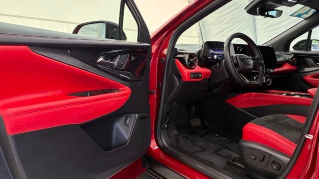 Used 2024 Chevrolet Blazer EV RS AWD/4WD image 32
