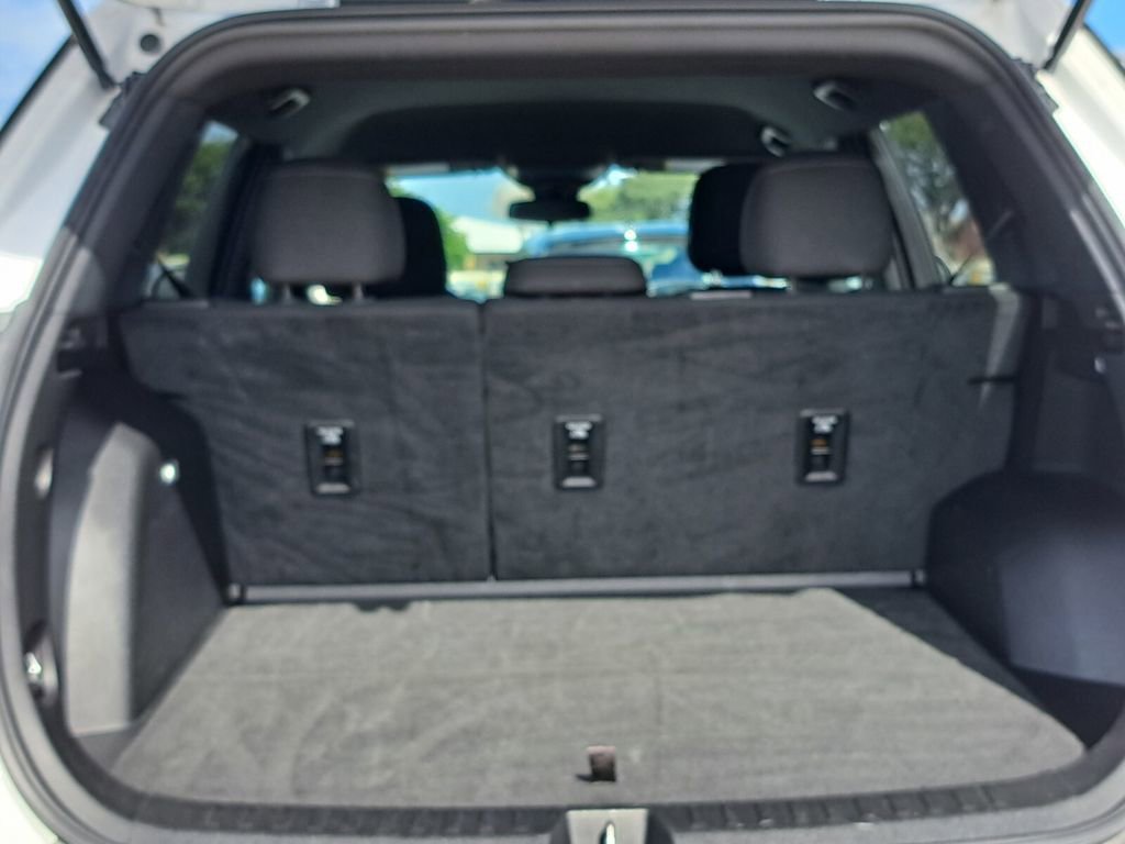 Used 2025 Chevrolet Equinox LT FWD image 24