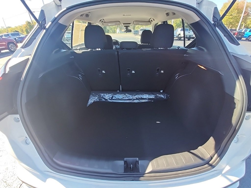 Used 2025 Nissan Kicks Play S image 21