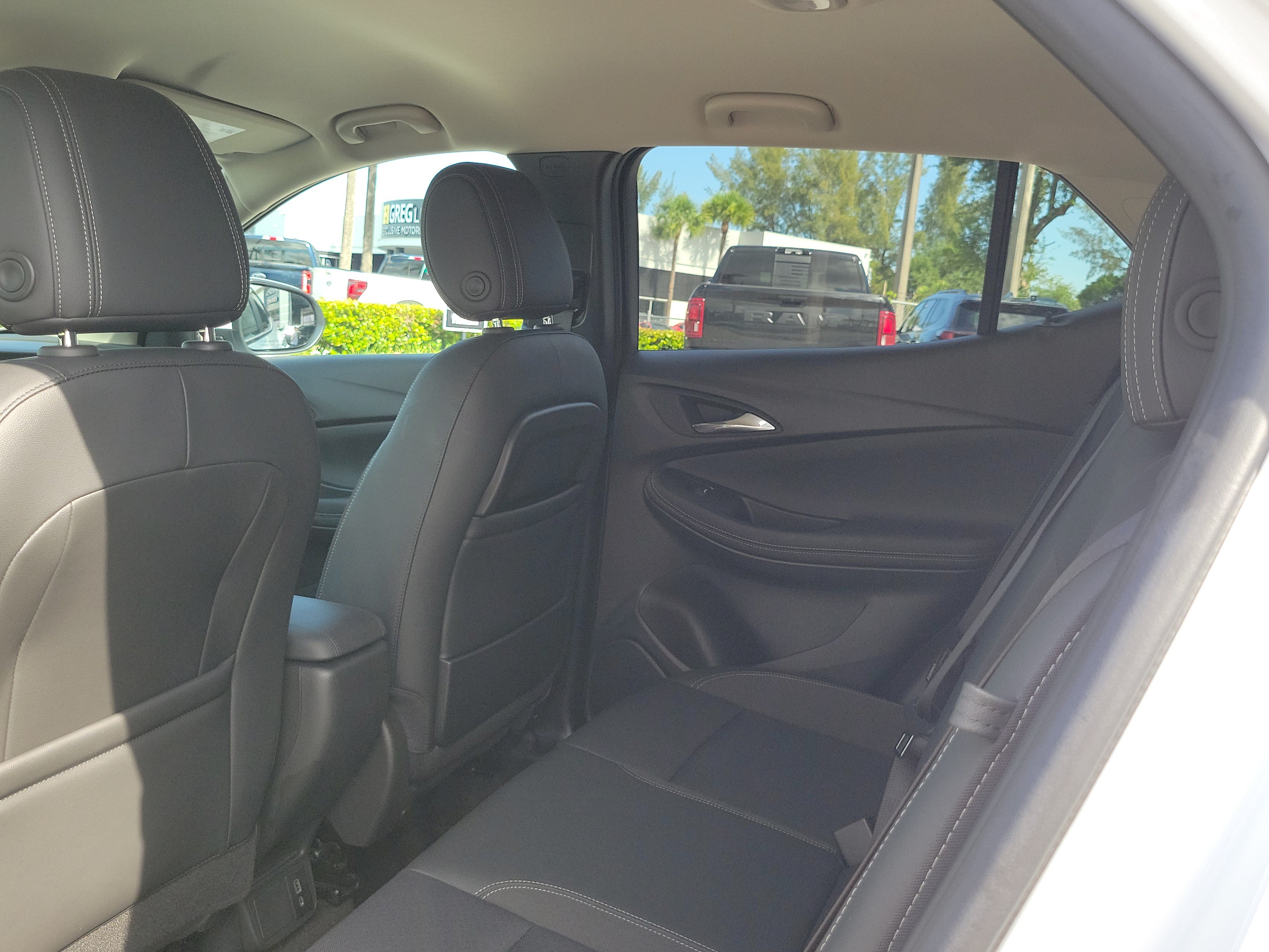 Used 2023 Buick Encore GX Preferred w/ Cold Weather Comfort Package FWD image 13