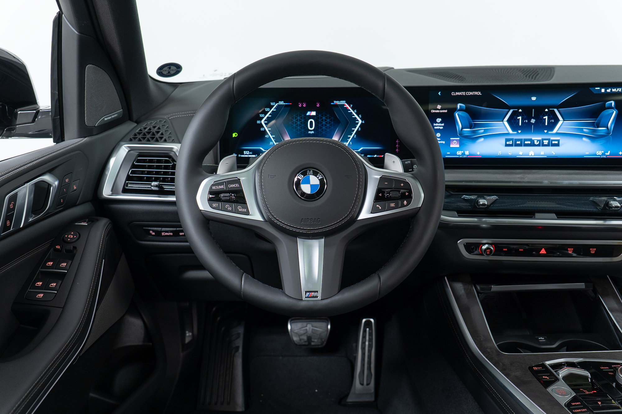 New 2026 BMW X5 xDrive40i w/ M Sport Package AWD/4WD image 17