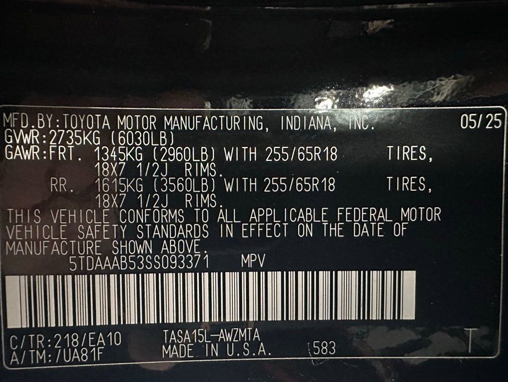 Used 2025 Toyota Grand Highlander AWD image 11